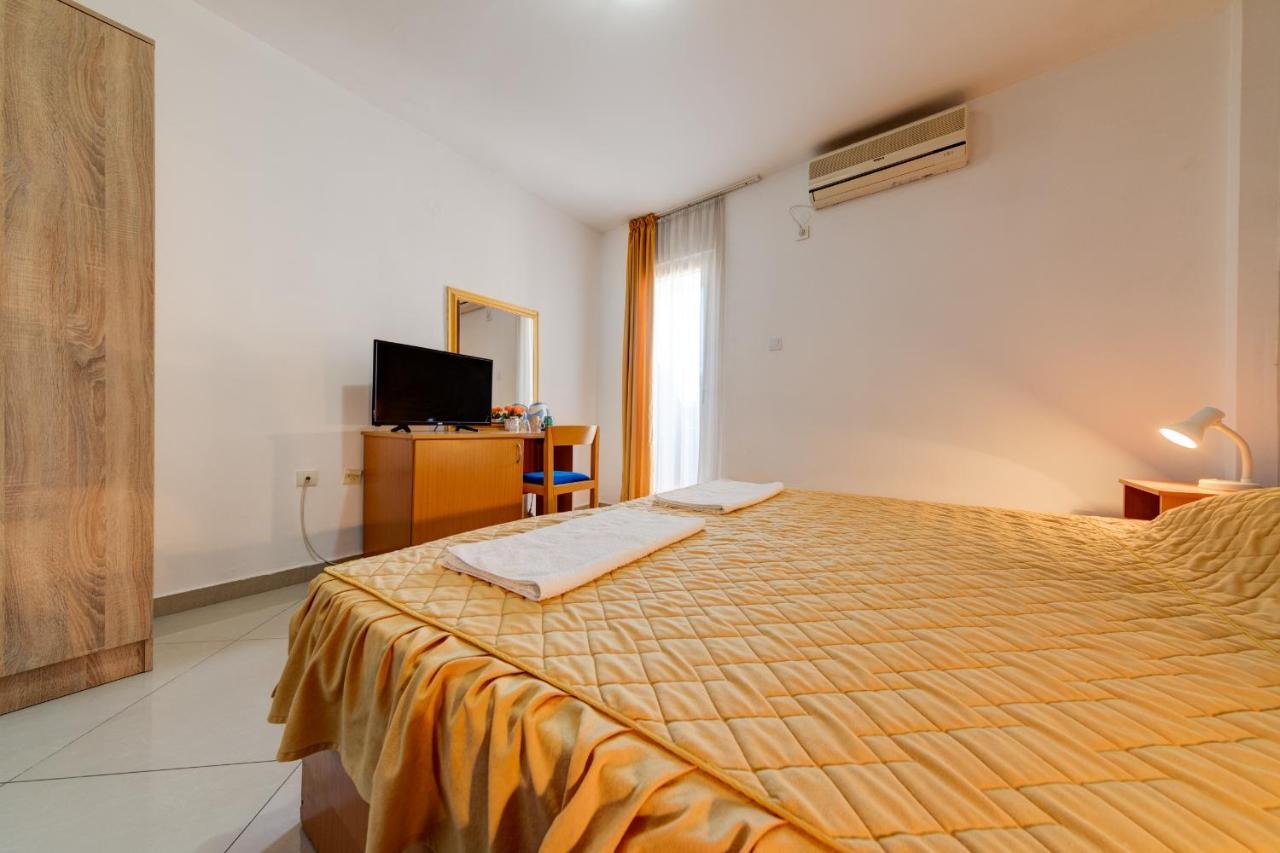 Hotel Suzana Budva Dış mekan fotoğraf