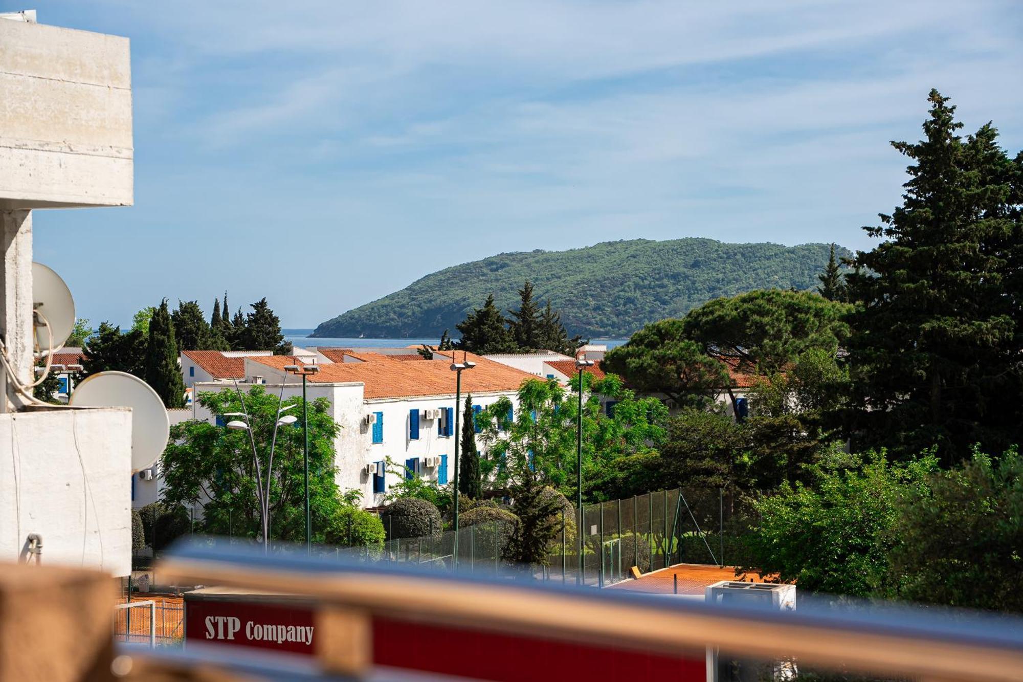 Hotel Suzana Budva Dış mekan fotoğraf